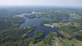 Lake of 330 ha situated near Limoges