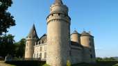 The Bonneval family lives in Coussac Bonneval château 